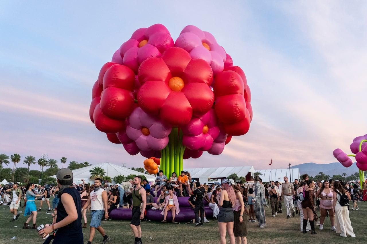 Coachella: Mostrando Arte ou Dilema da Experiência do Fã?