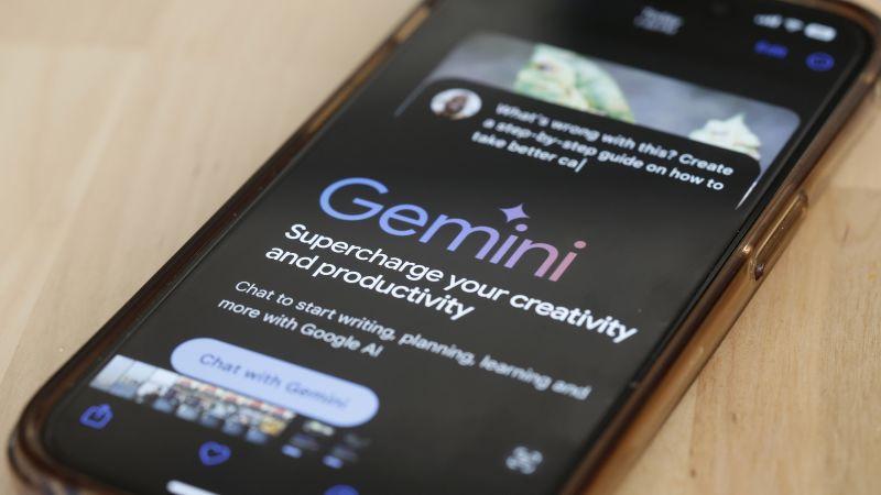 A IA do Google melhora a segurança ao combater fraudes online.