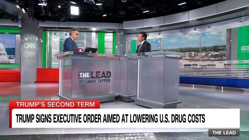 FDA revela estratégia para reduzir custos de medicamentos.
