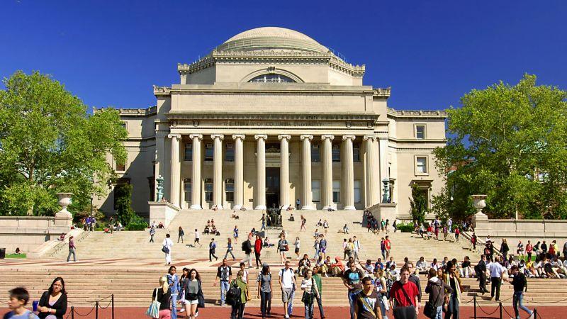 Revelando a Riqueza das Universidades da Ivy League em 2025.