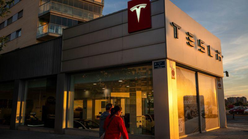 Tesla enfrenta queda significativa nas vendas na Europa.