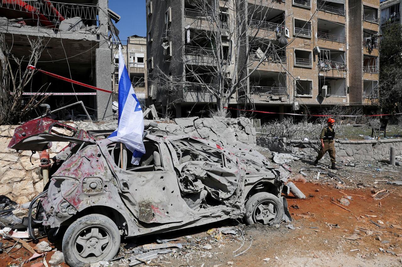 Aviso sério de Israel: Tehran enfrenta destruição por ataques.