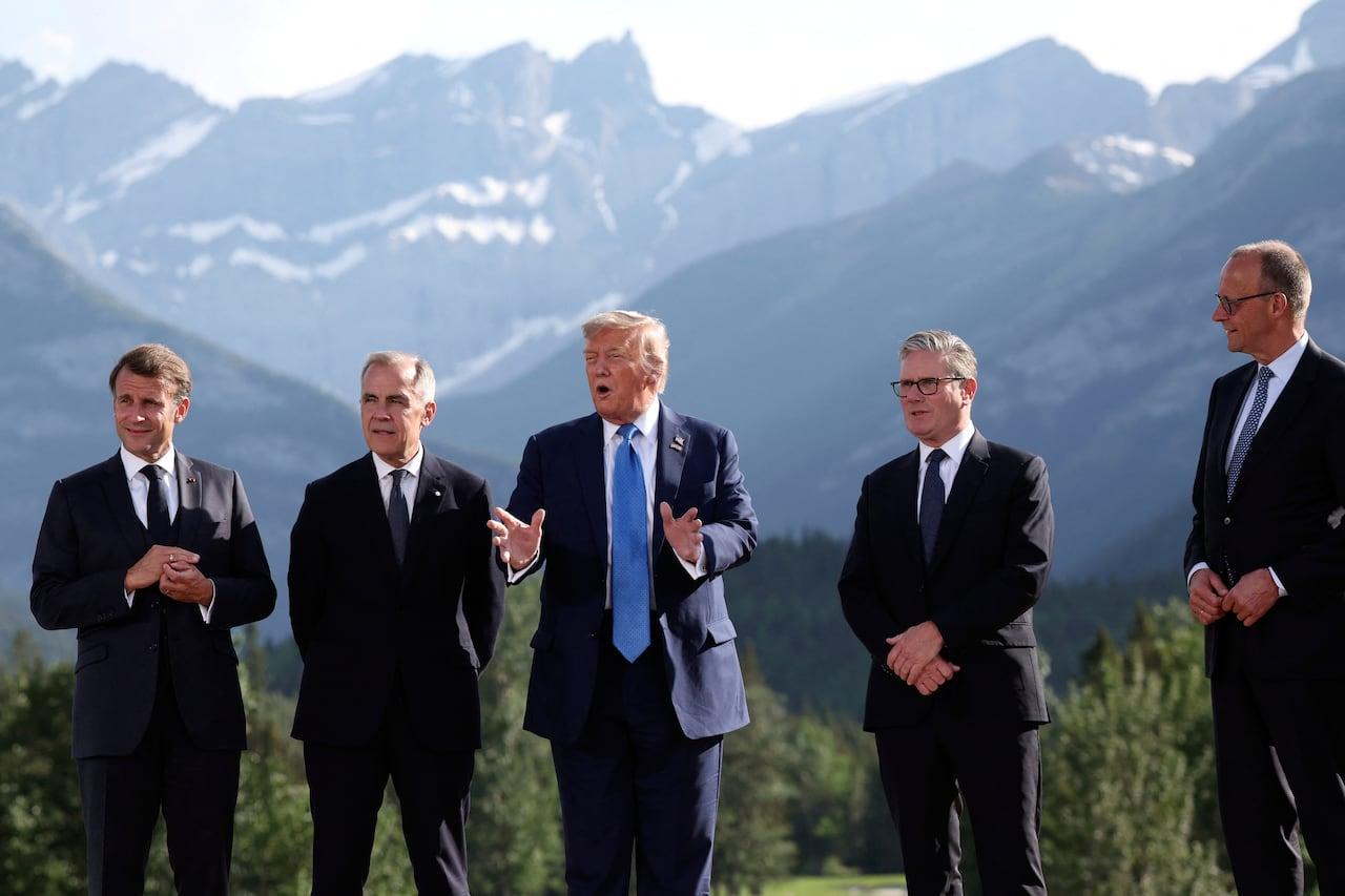 G7 avança enquanto Trump parte para crise no Oriente Médio.