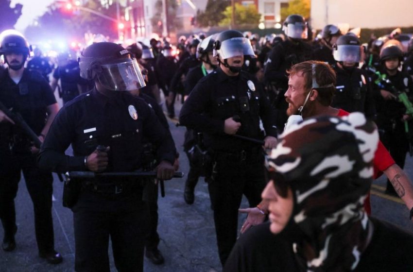 Jornalistas Feridos em Protestos Contra Raid de Imigração em L.A.