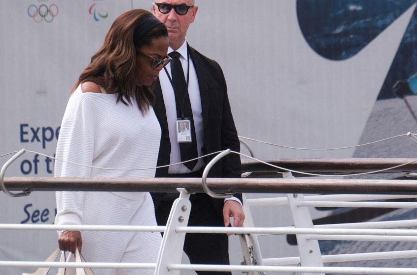  Oprah e Kardashians fazem barulho nas manifestações de casamento em Veneza.