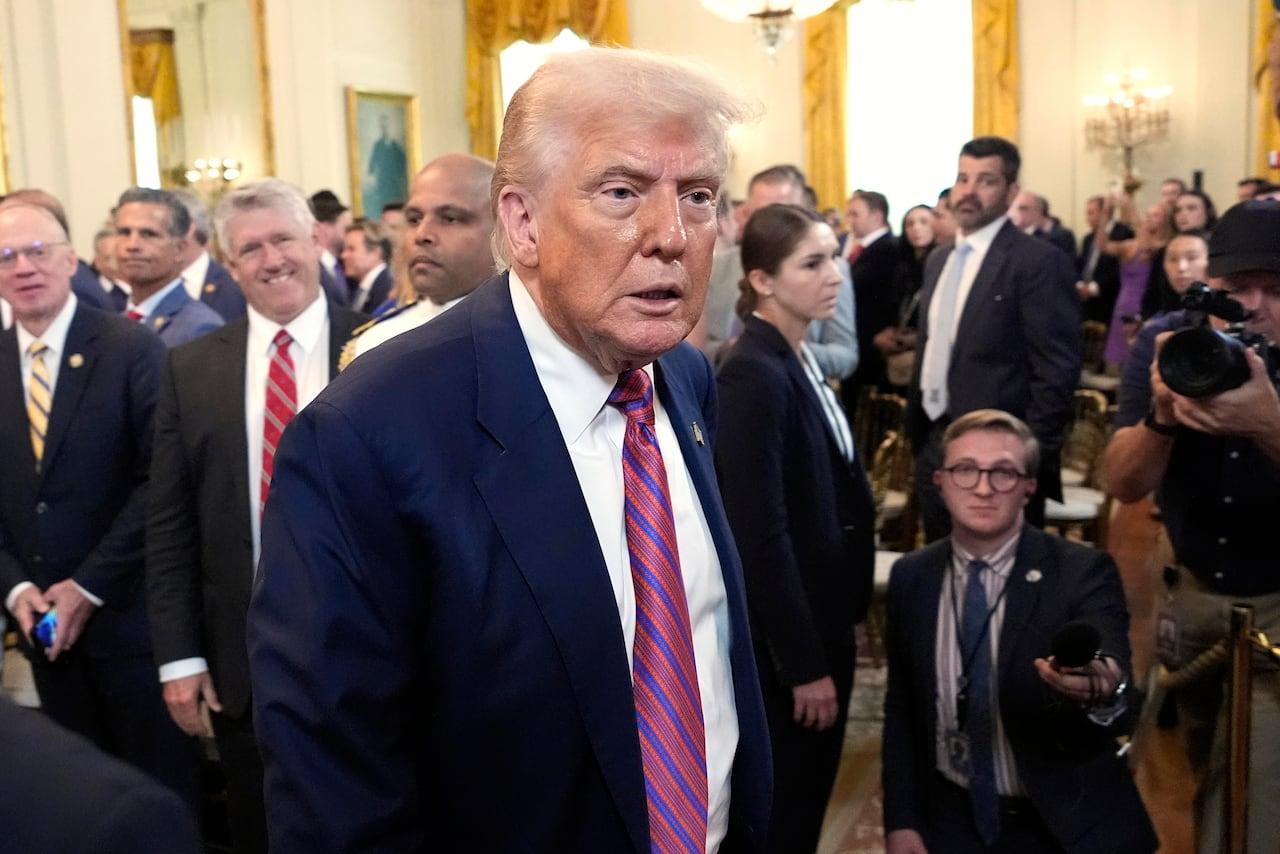 Processo de Trump e suas implicações para os arquivos de Epstein.