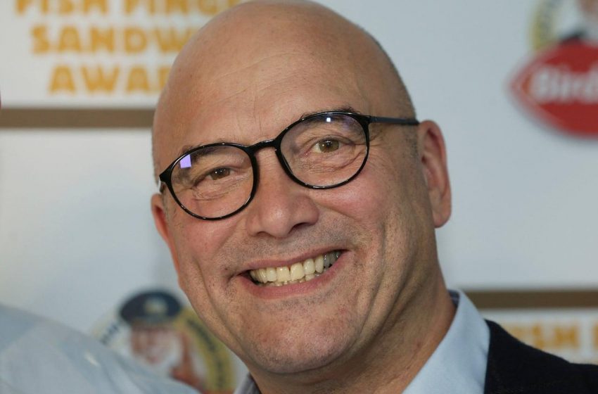  BBC encerra contrato com o apresentador Gregg Wallace por conduta inadequada.