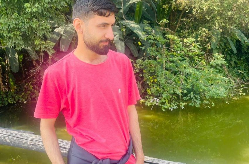 “Canadá bloqueia refugiado afegão dos EUA, família teme Talibã.”