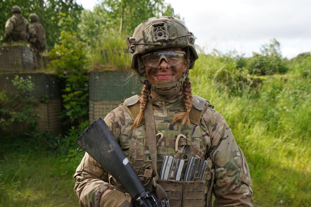 Decisão histórica da Dinamarca: mulheres convocadas para o serviço militar.