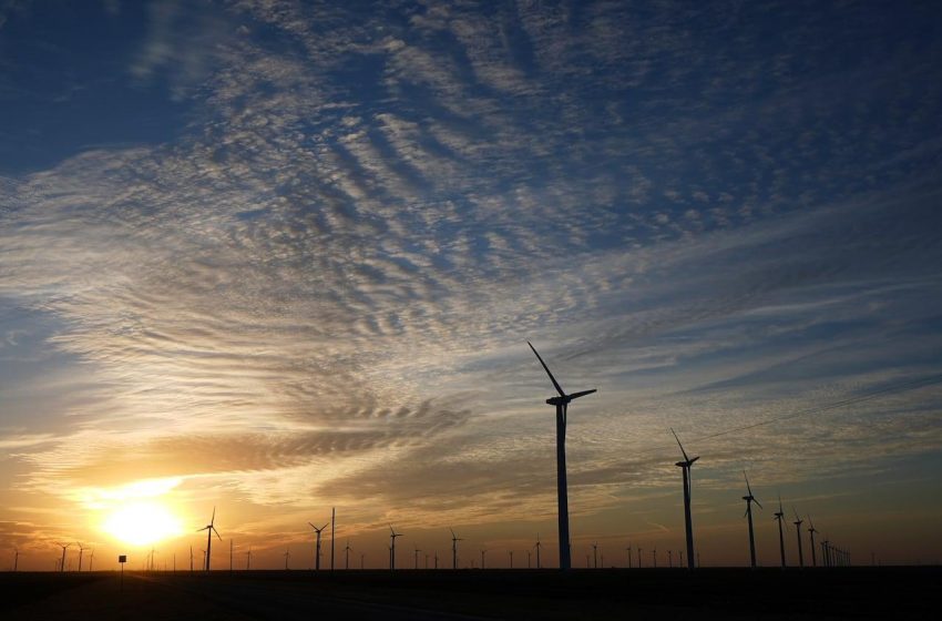  Energia verde atinge ponto de virada, custos devem cair.