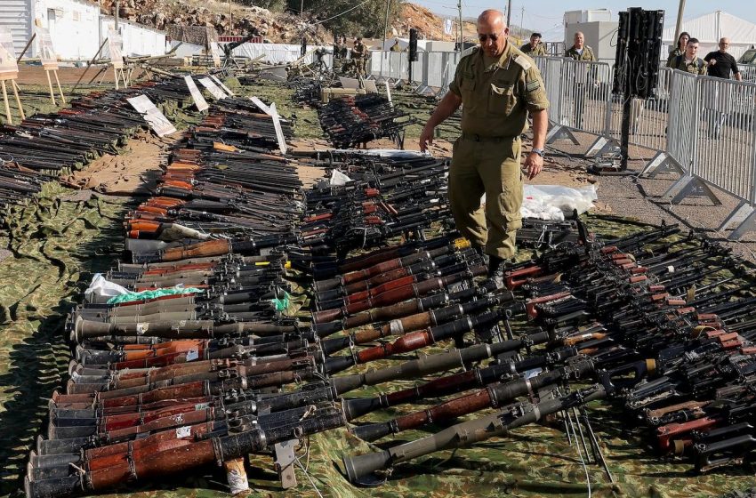  Israel realiza ataques aéreos em posições do Hezbollah no Vale do Bekaa.
