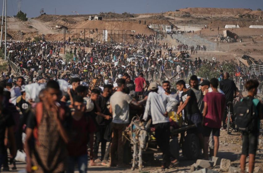 ONGs pedem mudança na ajuda alimentar em Gaza amid mortes.