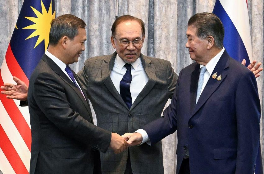 Tailandia e Camboja alcançam cessar-fogo após conflito intenso.