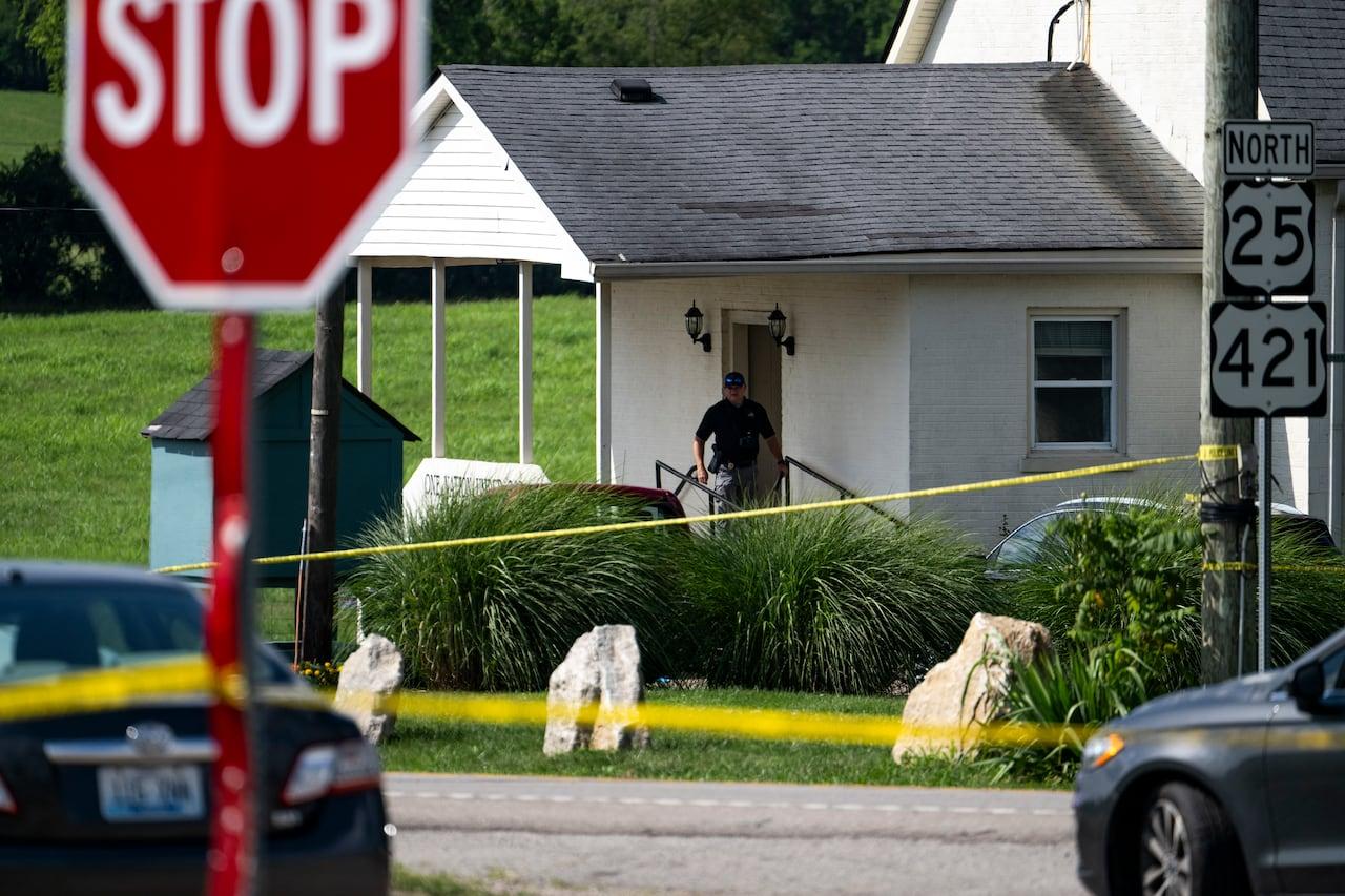 Tiroteio mortal em igreja no Kentucky deixa três mortos.