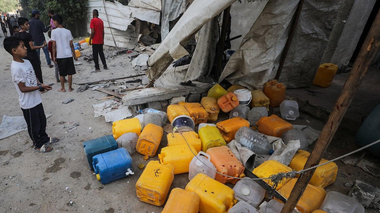 Tragédia de míssil atinge estação de água em Gaza.