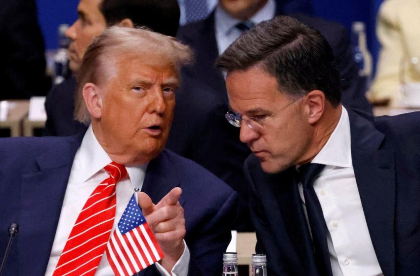  Trump exige prazo de tarifas da Rússia para cessar conflito na Ucrânia.