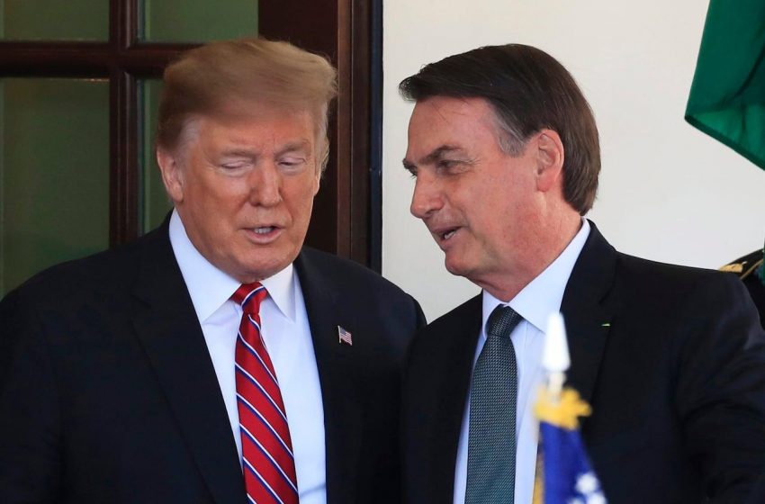 Trump impõe tarifa de 50% ao Brasil em meio a polêmica do julgamento de Bolsonaro.