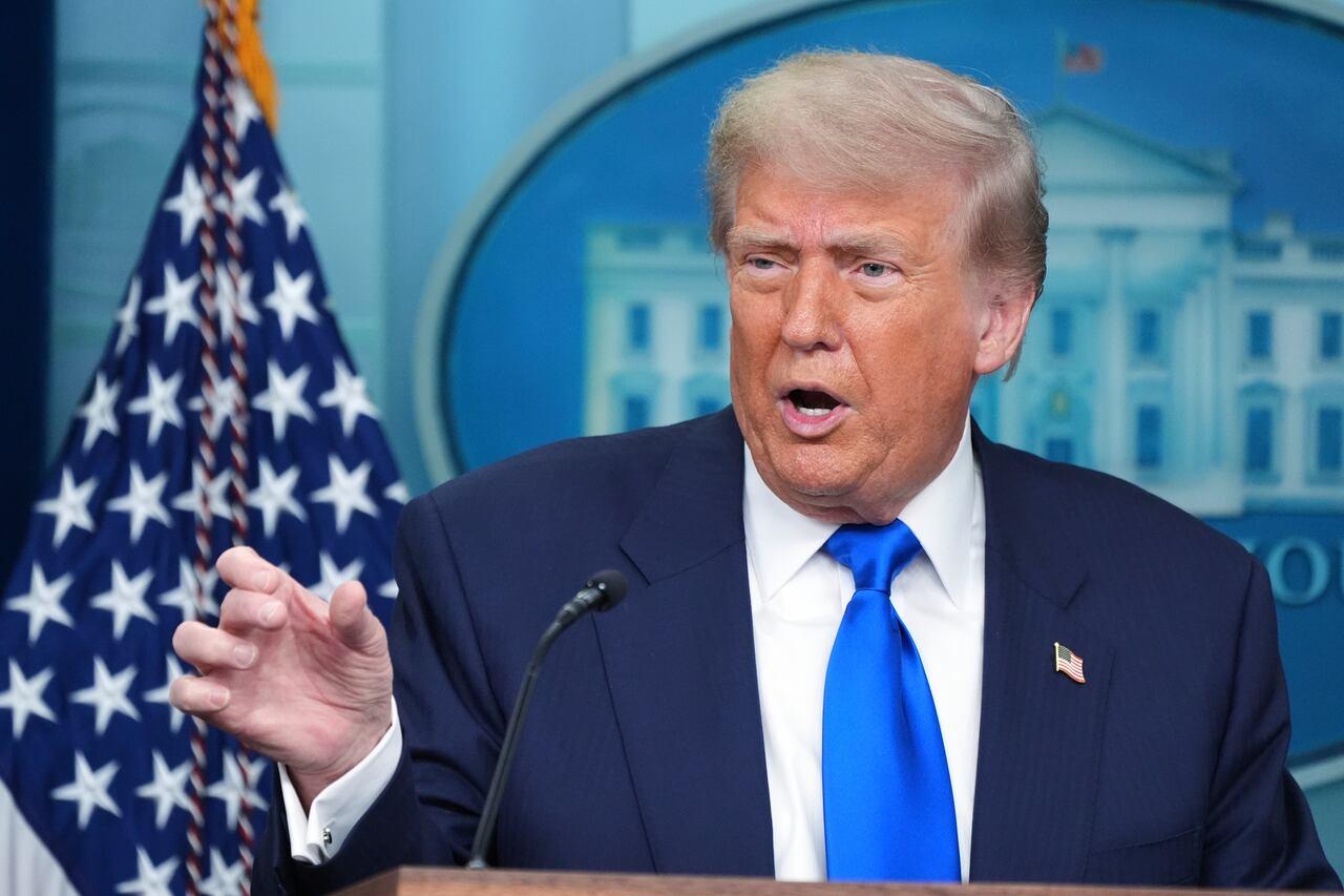 Trump interrompe imediatamente todas as negociações comerciais com o Canadá.