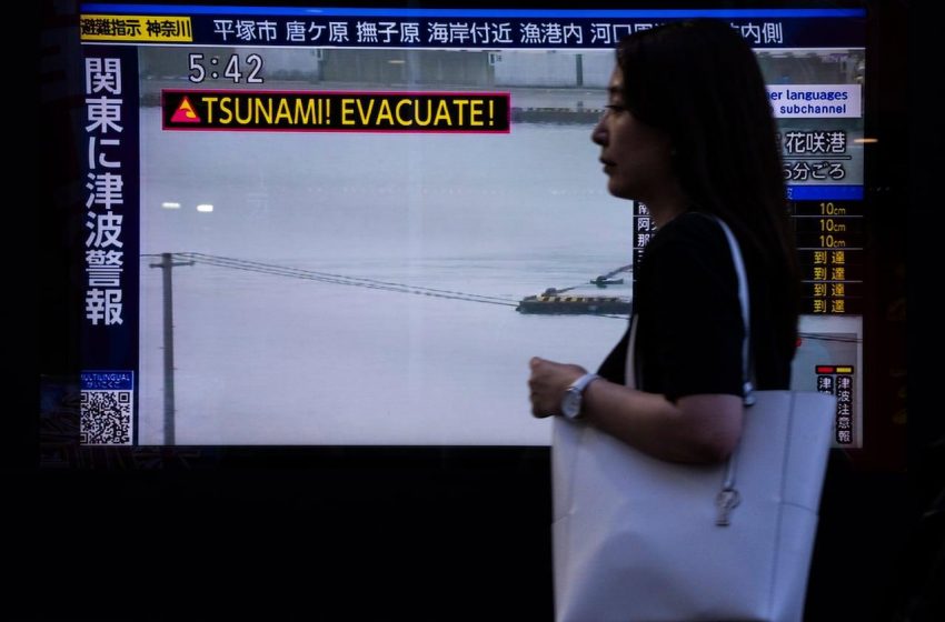 Alertas de tsunami suspensos no Japão, Havai e Rússia após terremoto.