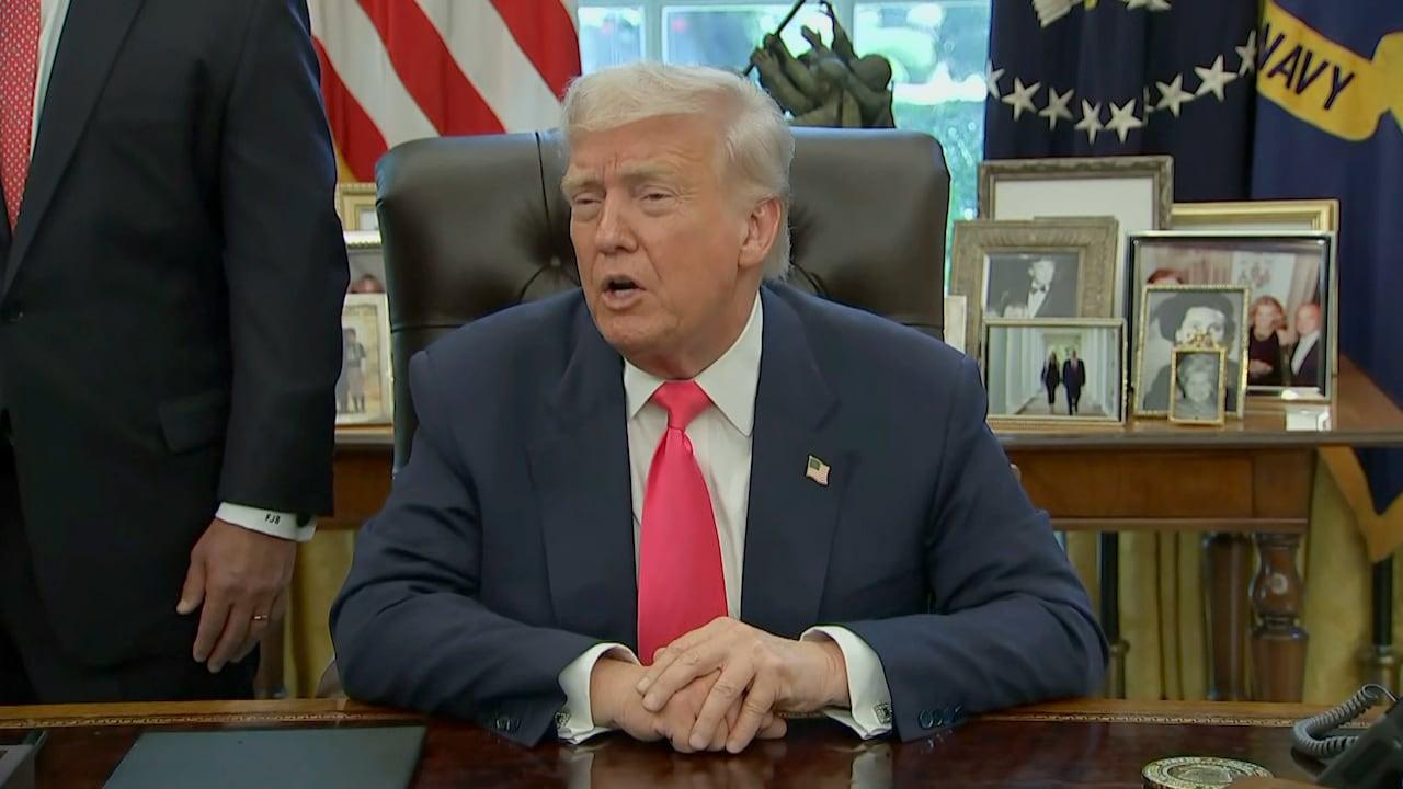 Trump critica ênfase do Smithsonian nas duras realidades da escravidão.
