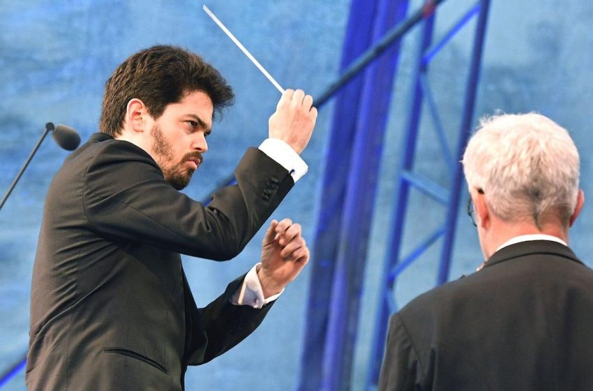 Festival de música cancela apresentação do maestro israelense no conflito de Gaza.