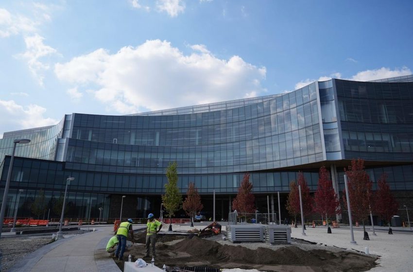  Ford transfere sede após 70 anos para novo campus.