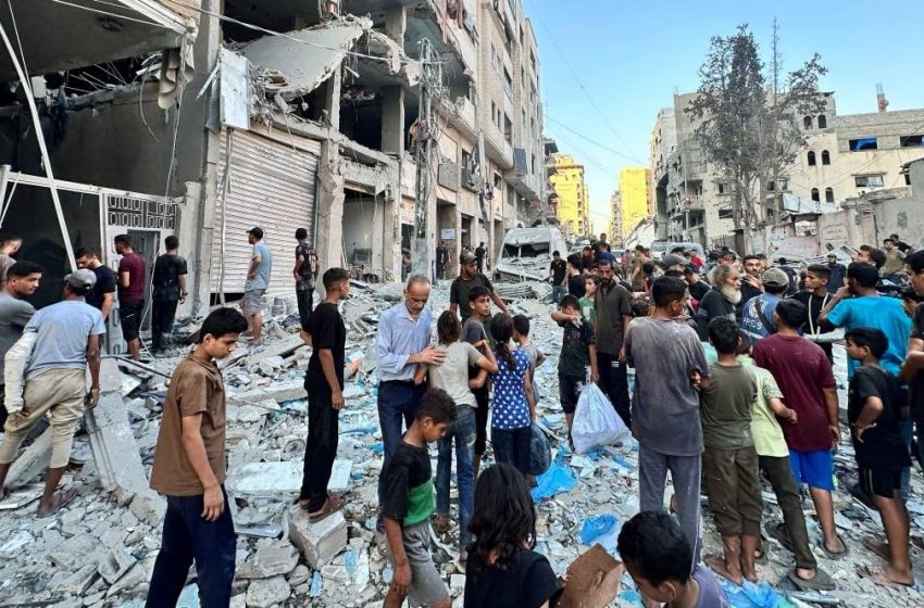 Israel intensifica ataques a Gaza enquanto Netanyahu fala sobre segurança.