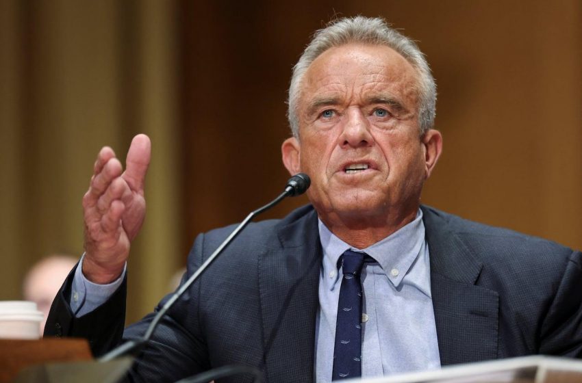 RFK Jr. enfrenta questionamentos difíceis de ambos os partidos.