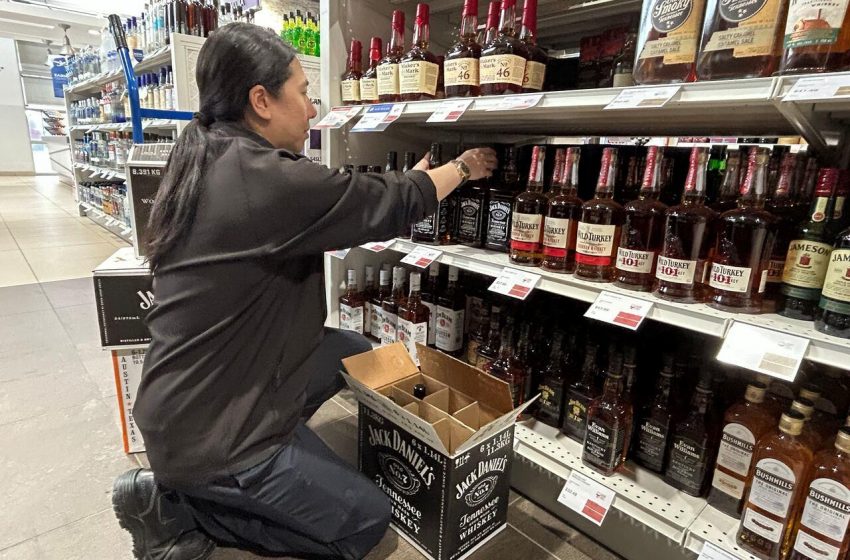Vendas da Jack Daniel’s caem 62% durante boicote canadense.